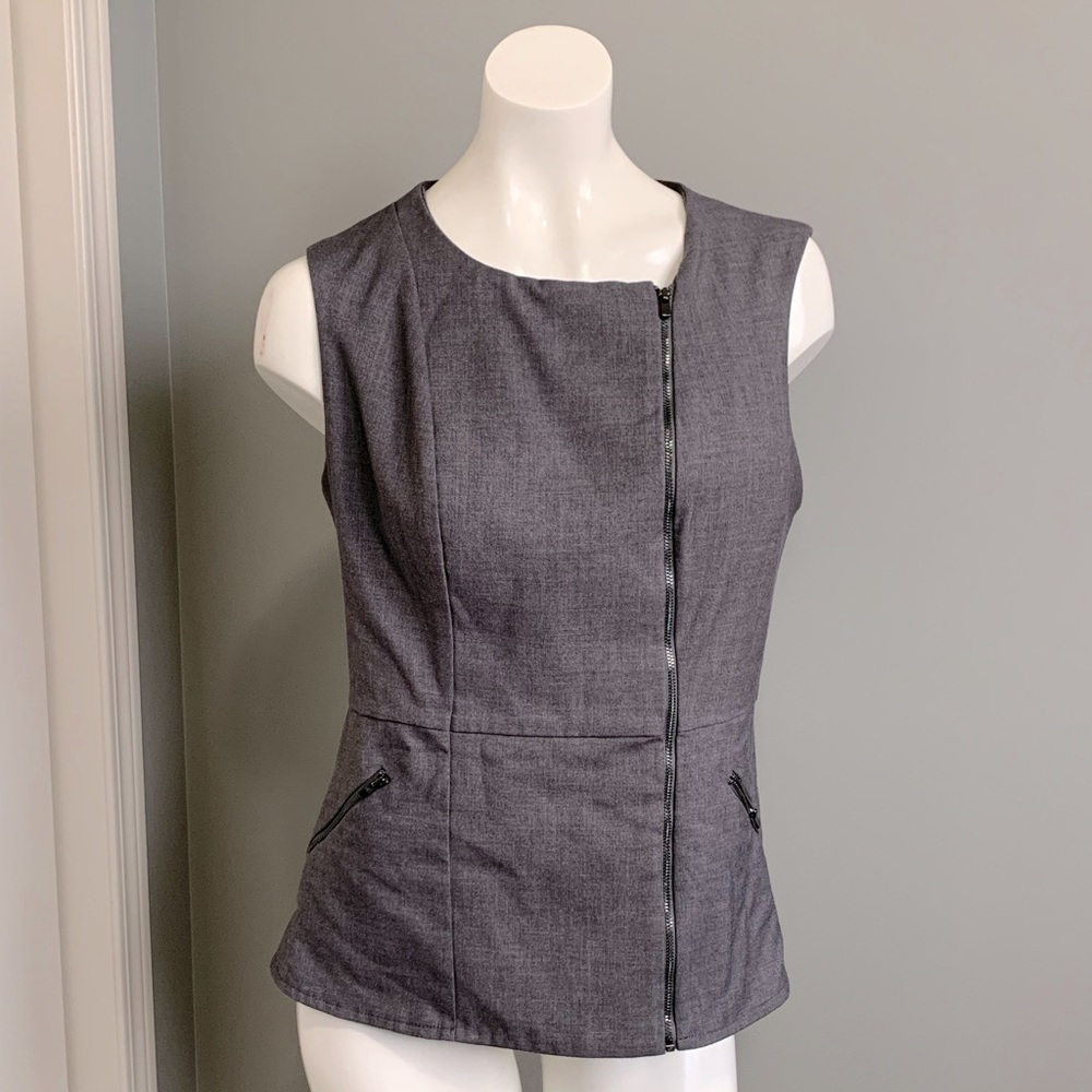 LeChateau wear to work top